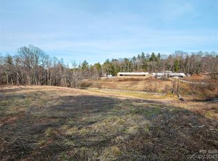 99999 Mount Carmel Rd, Asheville, NC 28806