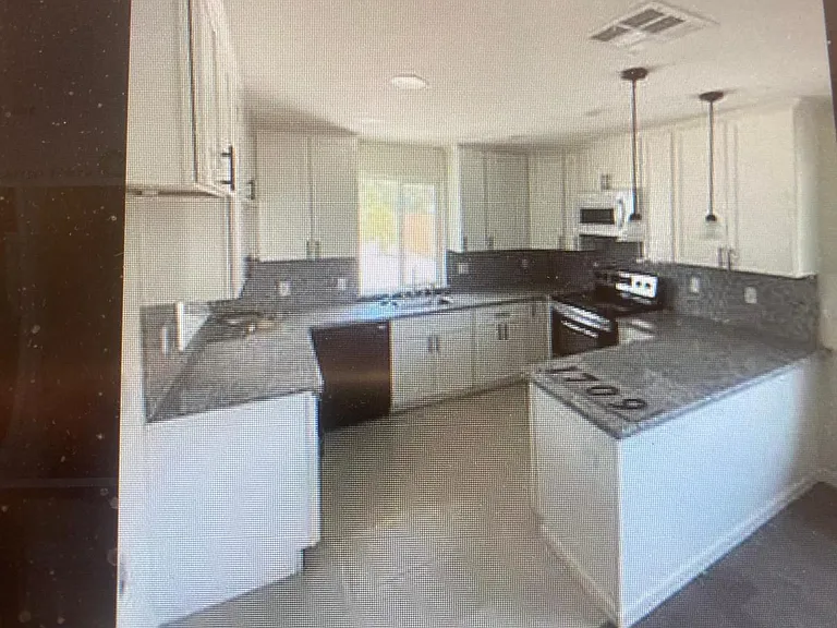 1709 Shaddox Ave — Photo 19