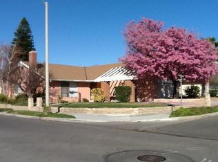 2323 E Victoria St, Simi Valley, CA 93065