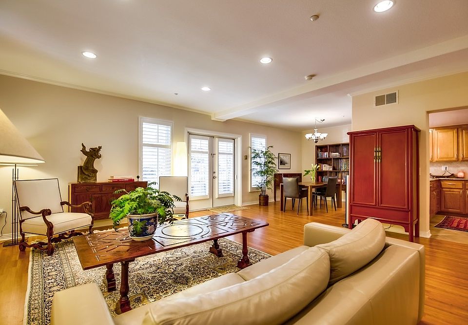 1st image of 301 W G St Unit 108