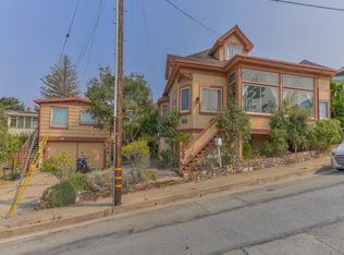 209 12th St, Pacific Grove, CA 93950