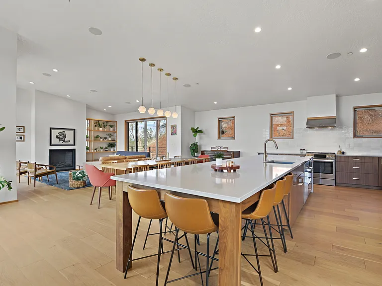 2336 W 1st Ave — Photo 65