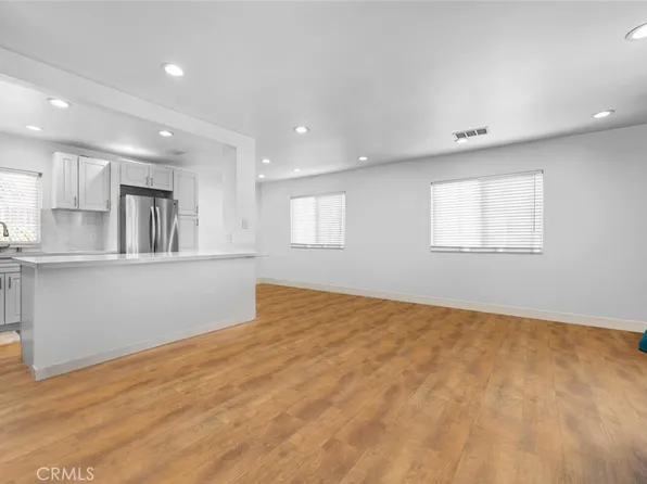 21 Alamitos Ave APT 10, Long Beach, CA 90802