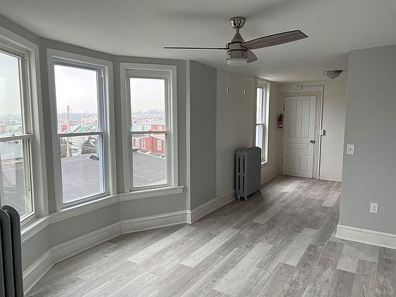 5th image of 1566 N 10th St #3