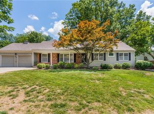 9523 Catalina St, Overland Park, KS 66207