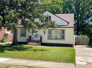 917 E 214th St, Euclid, OH 44119