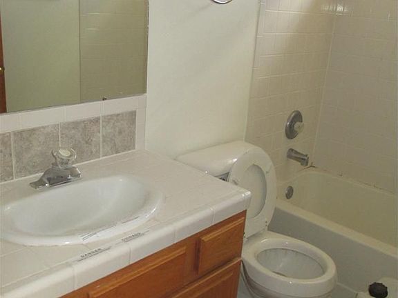 4th image of 7108 Acton Ct NW