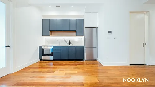 215 Freeman St #4B Photo 1