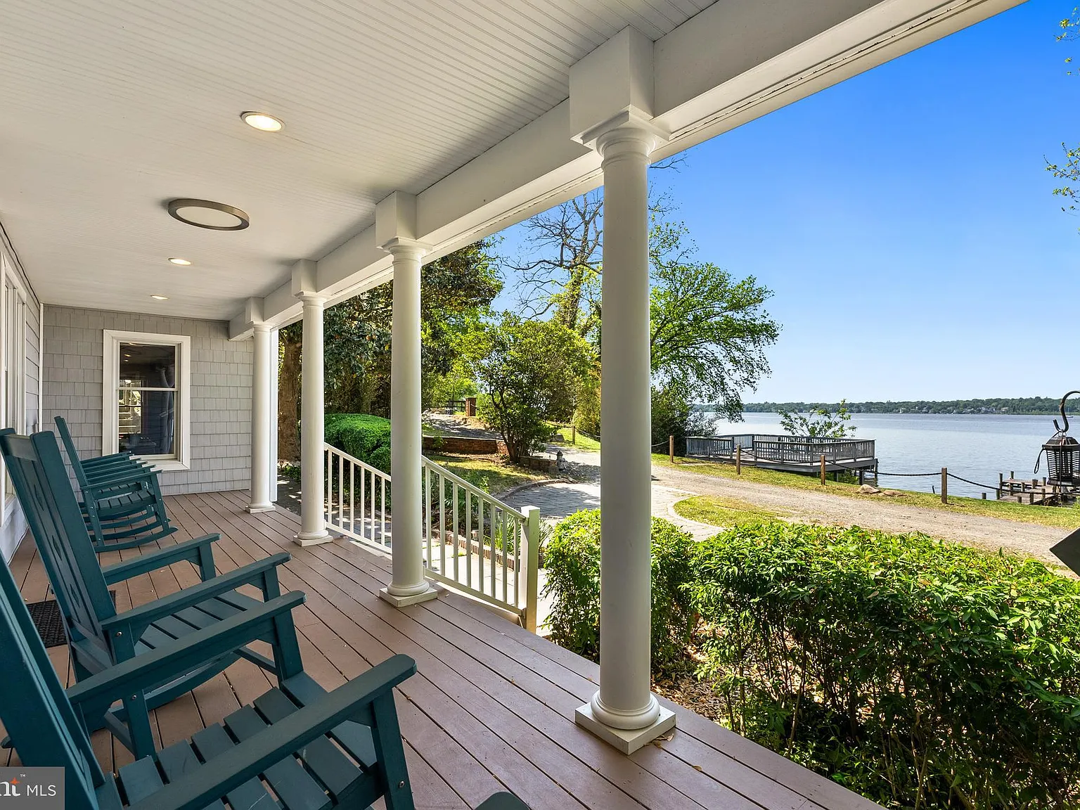 5 bed, 6015 sqft, $7,500 — Photo 4