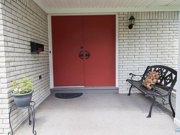 4th image of 133 Carolin Ct
