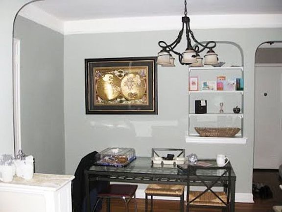 Dining area (w/ entryway)