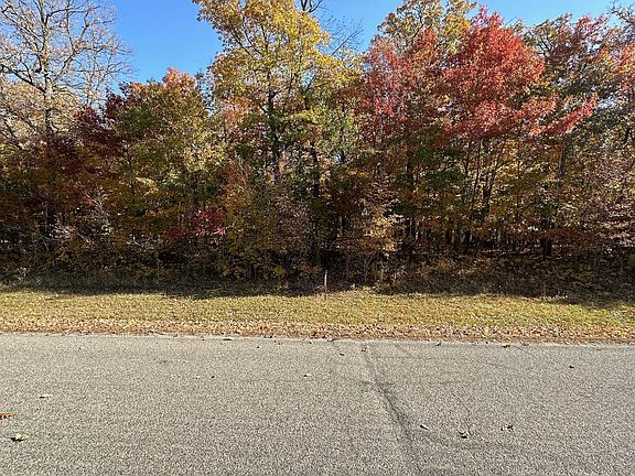 4th image of TRACT Pearl Lake Dr #B