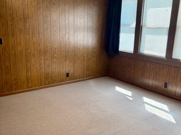118 N Spring St APT 1, Murfreesboro, TN 37130