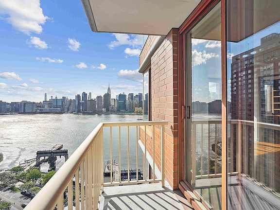 2nd image of 474 48th Ave APT 24A