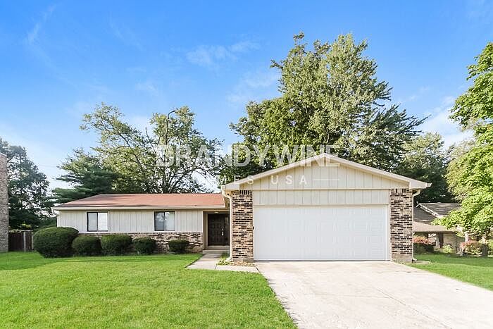1st image of 3636 Paddington Cir