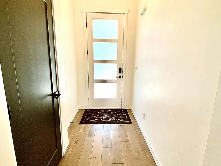 1258 E Echelon Ridge Ln — Photo 4