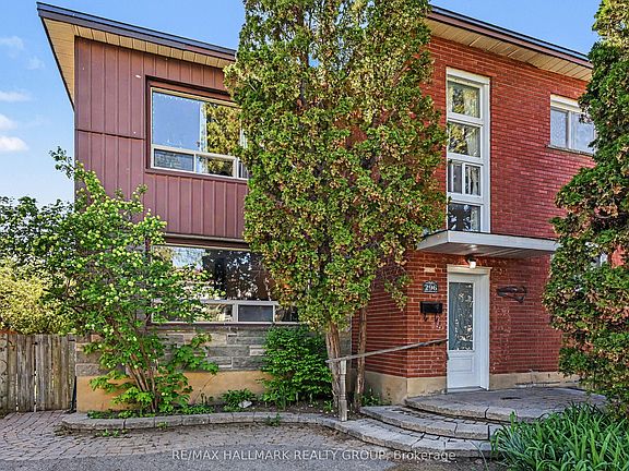 3rd image of 296 Britannia Rd