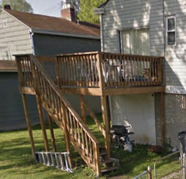 2nd image of 920 Baker St