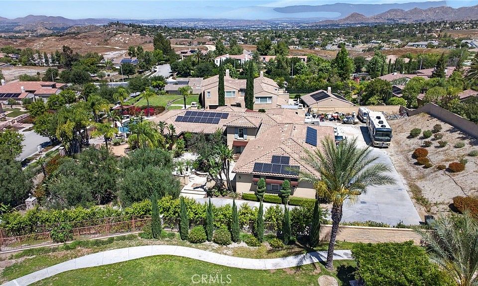 7452 Breckenridge Dr, Riverside, CA 92506 | MLS #IV26088118 | Zillow