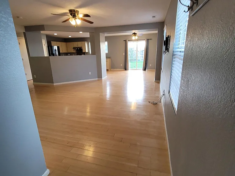 8035 S Kalispell Way — Photo 9