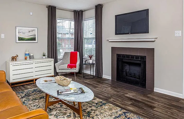 The Gregory North and South Apartment Homes — Photo 39