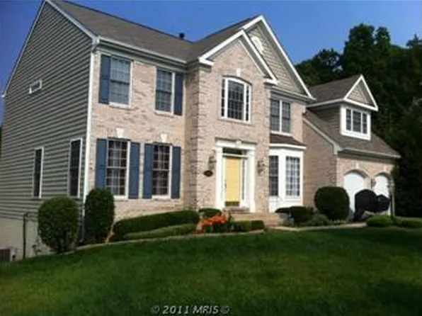 17090 Anns Brook Ct, Woodbridge, VA 22191