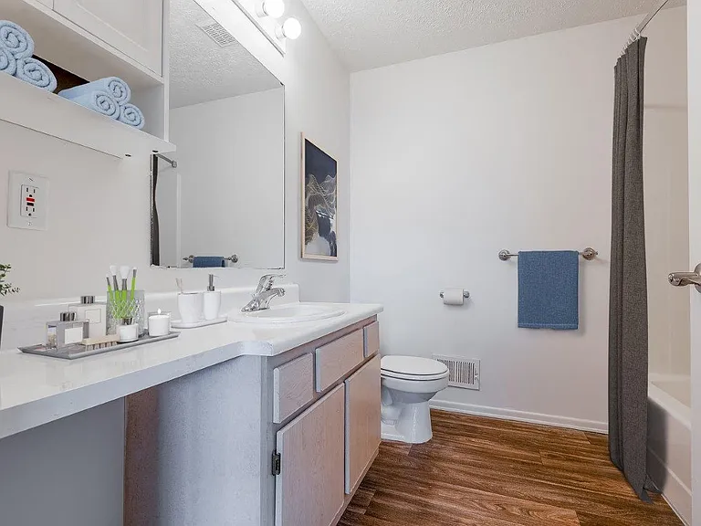 Westview Commons Apartment Homes — Photo 10