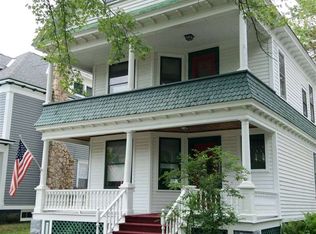 1059 Parkwood Blvd, Schenectady, NY 12308