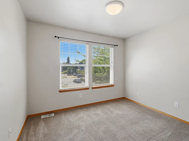 14803 48th Ave SE — Photo 16