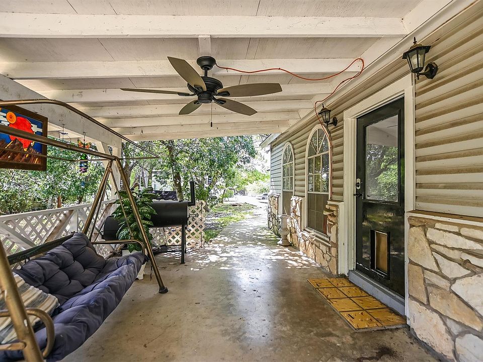 1st image of 304 Lea Ln