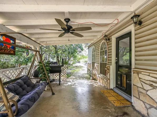304 Lea Ln, Wimberley, TX 78676