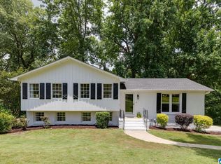 2329 Mountain Oaks Ln, Birmingham, AL 35226