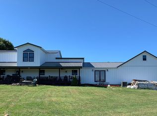 392 N Morgan Ridge Rd, Fairmont, WV 26554