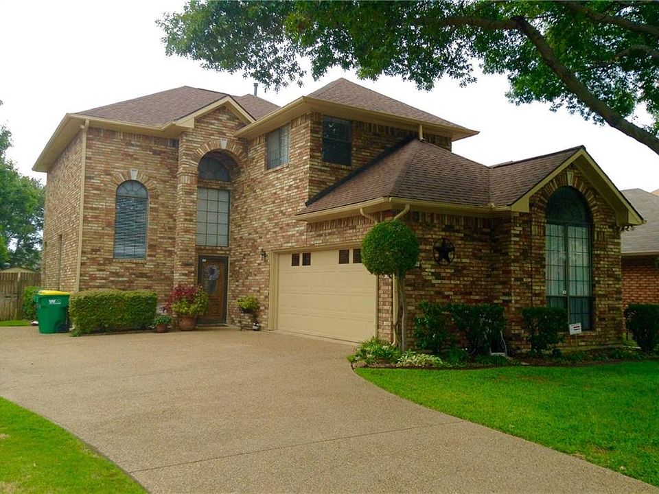 1st image of 8814 Greenwood Trl