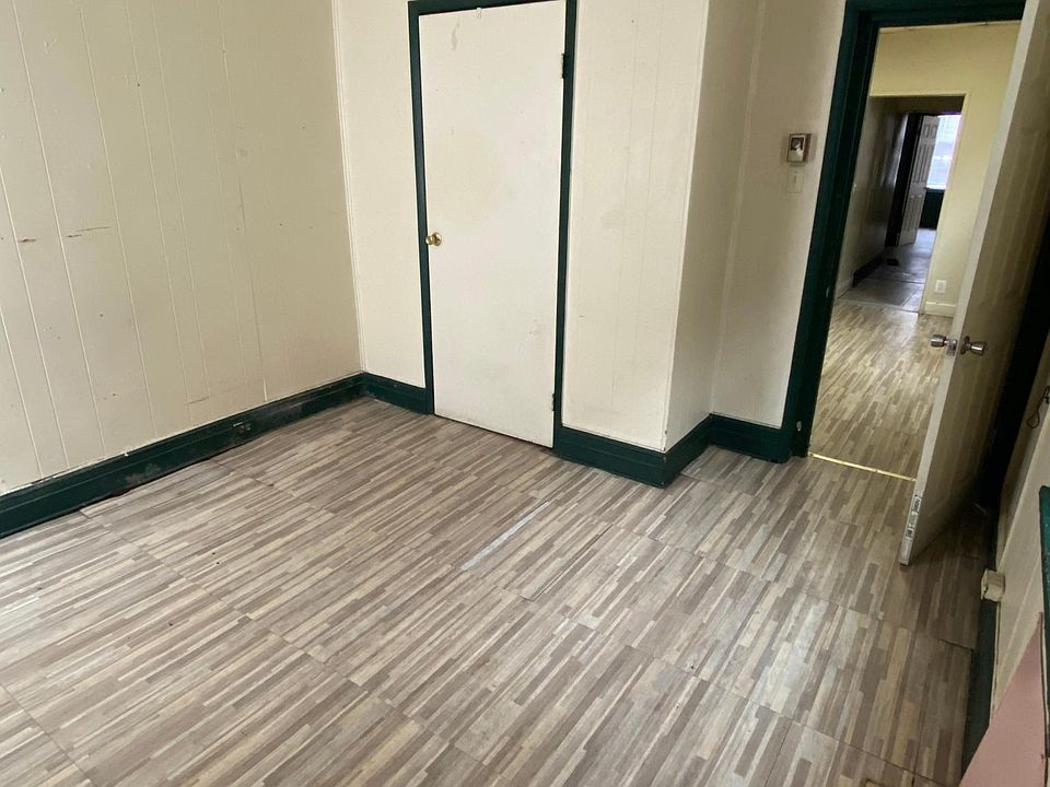 1st image of 2528 N 5th St #1
