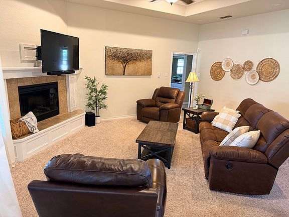 5th image of 2506 W Runyan Ave