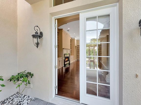 4th image of 271 Amy Ann Ln