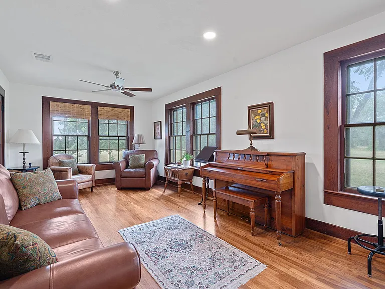 3468 Elder Hill Rd — Photo 4