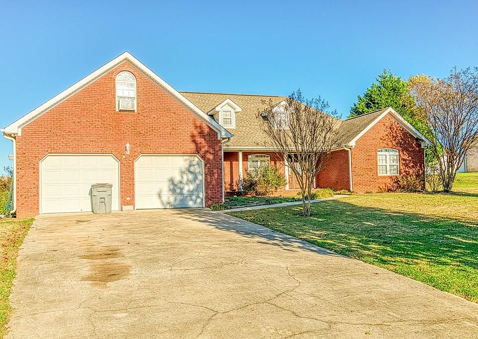 1st image of 140 Dixieland Dr