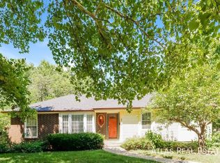 2700 NE 69th St, Kansas City, MO 64119