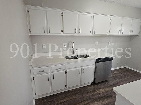 5th image of 2182 Morning Vista Dr