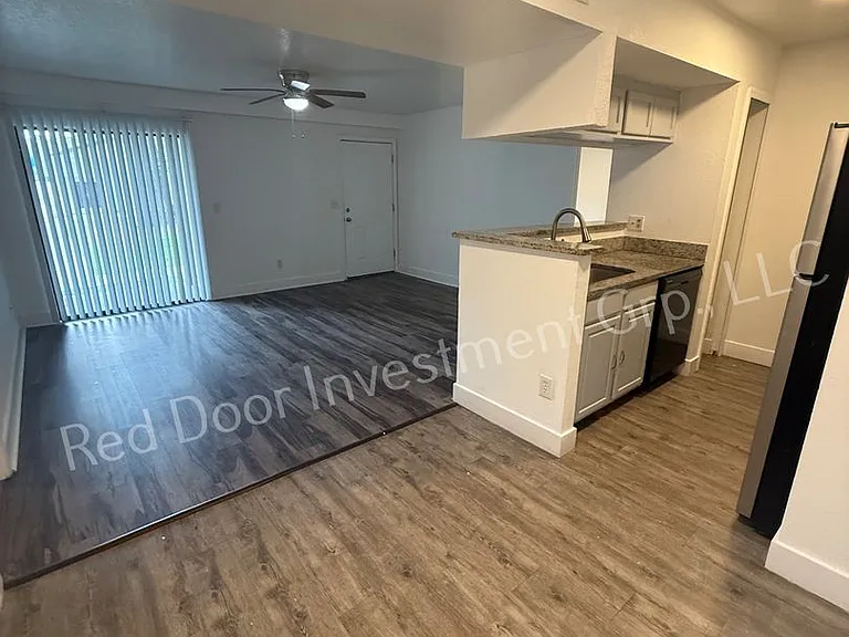 Walden Landing Apartments — Photo 10