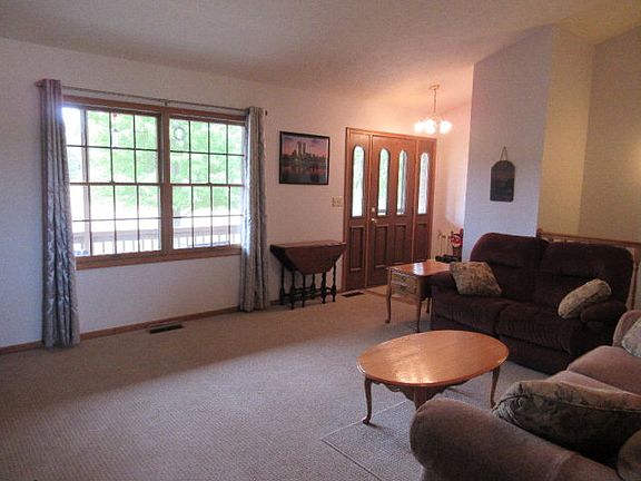 3rd image of 1114 Township Road 793