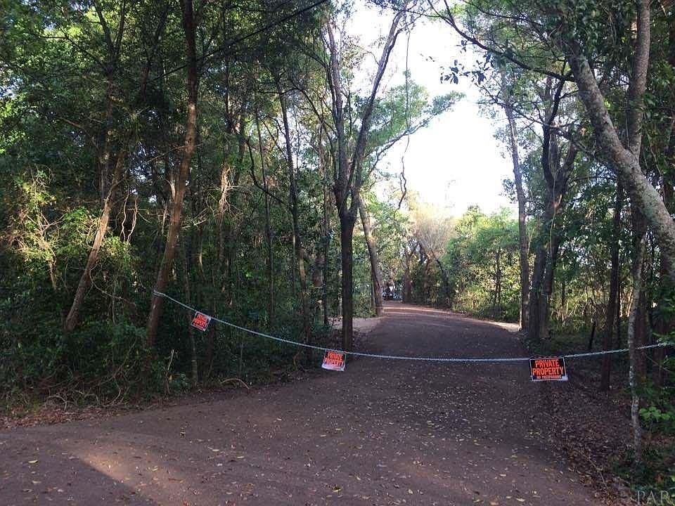 2nd image of 677 Bayshore Dr