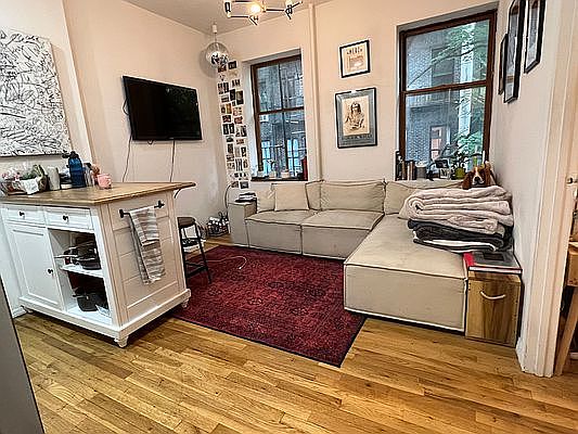 2nd image of 32 Leroy St APT 4