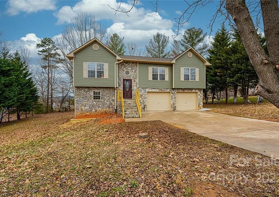 1st image of 3271 Capital Ct