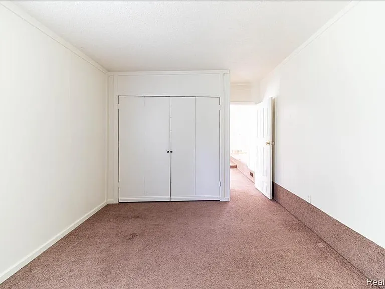 4335 Territorial Rd #B — Photo 10