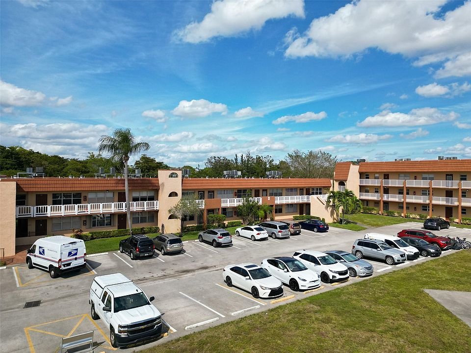 1st image of 9021 Sunrise Lakes Boulevard #118