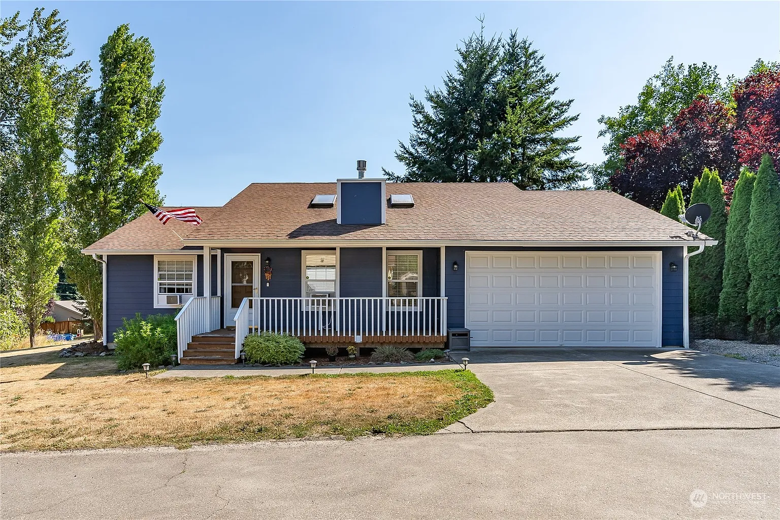 2444 S Flower Avenue photo 1