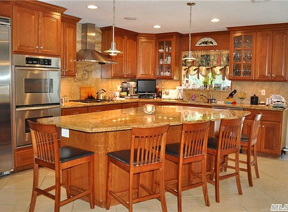3rd image of 37 Verleye Ave